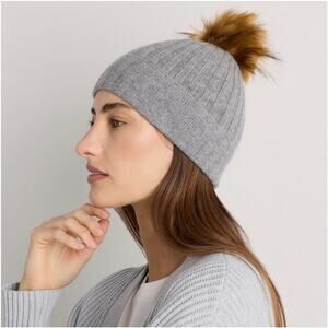 Quince Beanie NWT 100% Cashmere Ribbed Knit Pom Pom Faux Fur Gray Winter Light